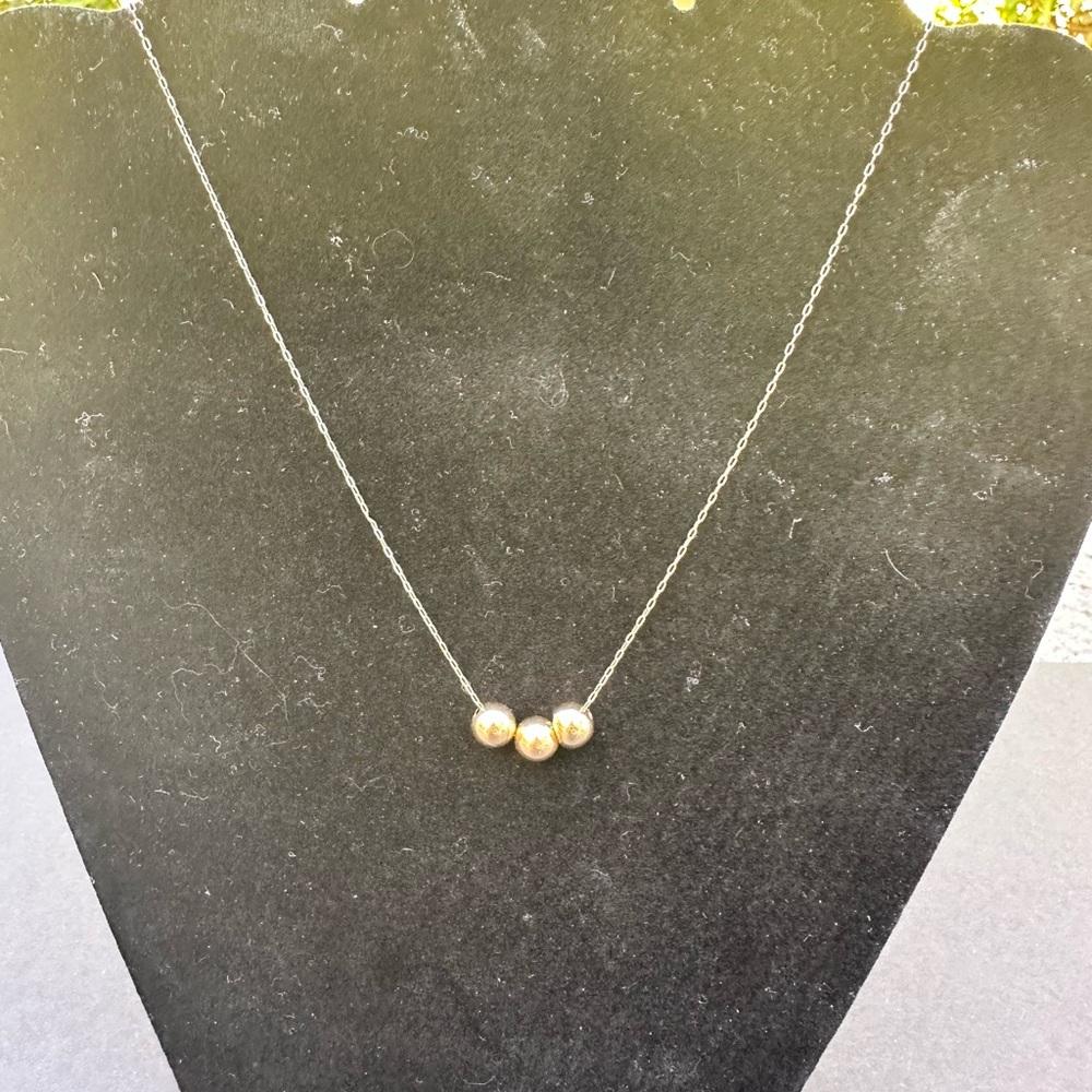 Delicate Avon Necklace